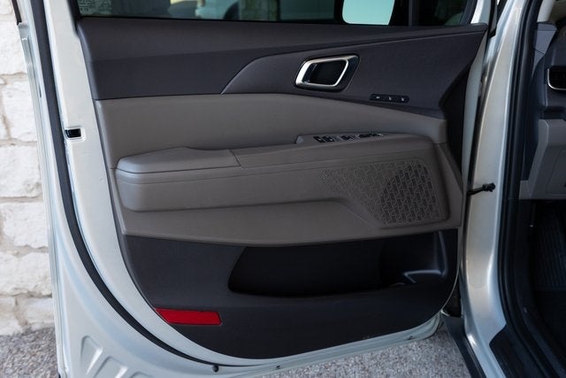 2025 Kia Carnival EX