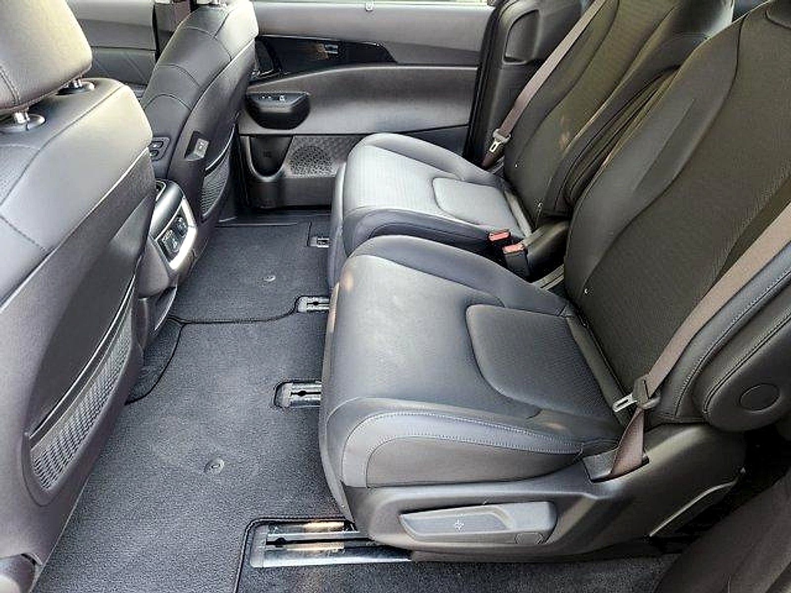 2026 Kia Carnival MPV SX Prestige