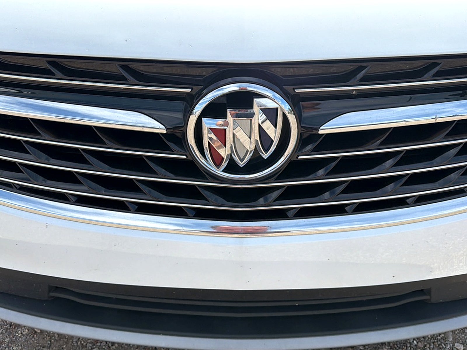 2023 Buick Envision Essence FWD
