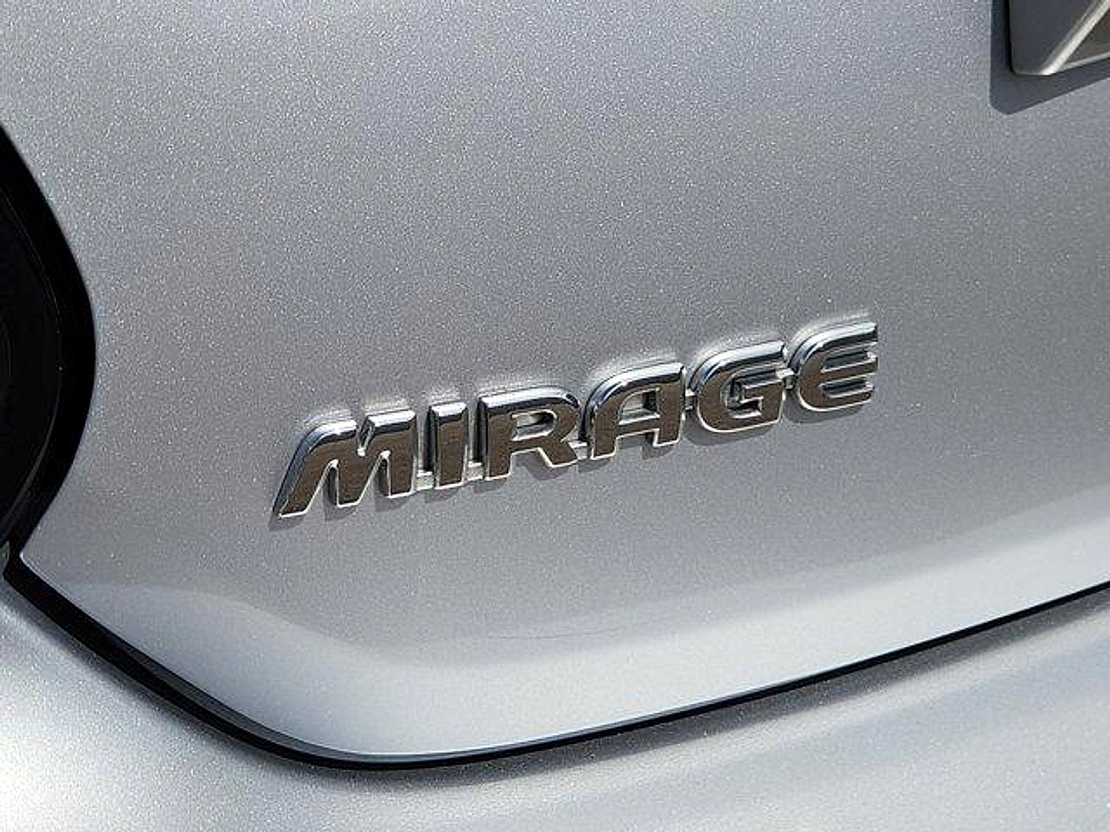 2024 Mitsubishi Mirage ES