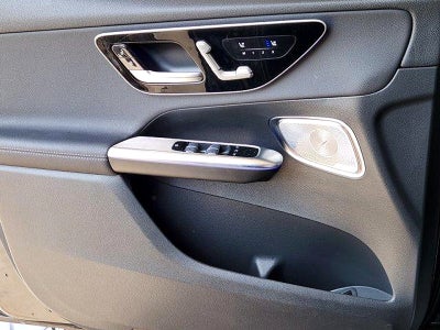 2025 Mercedes-Benz GLC 300 SUV