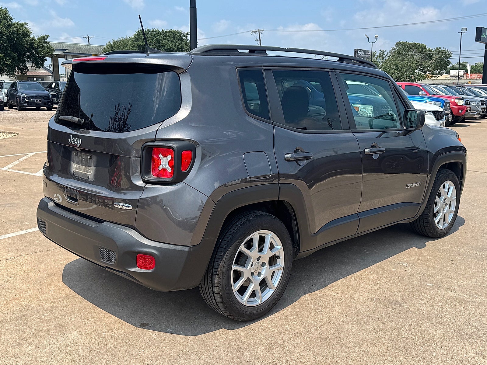 2020 Jeep Renegade Latitude FWD